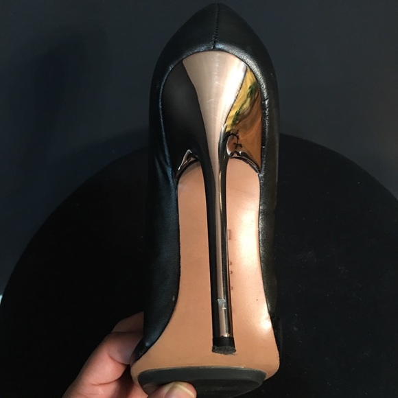 L.A.M.B Meredith Pumps - Picture 4 of 8